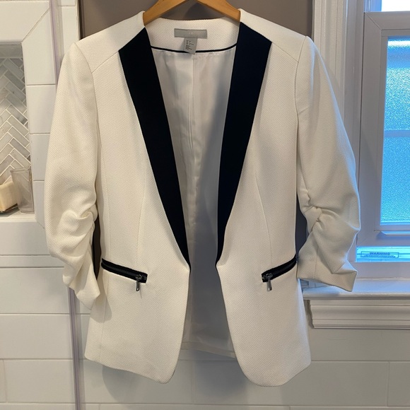 H&M Jackets & Blazers - Black & white blazer.